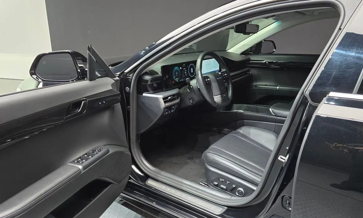 Hyundai Grandeur 2023 из KR, фото 9