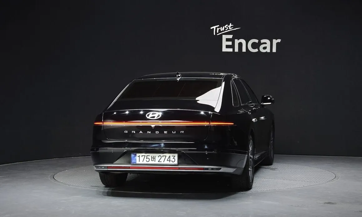 Hyundai Grandeur 2023 из KR, фото 5
