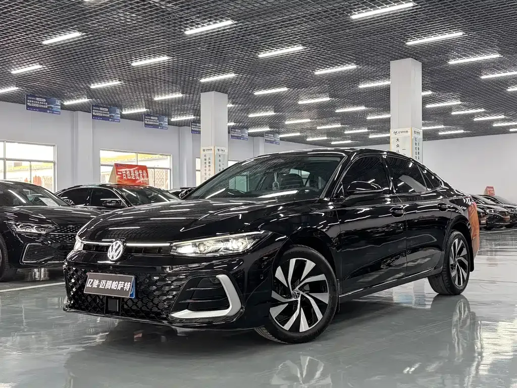 Volkswagen Passat — фото 1