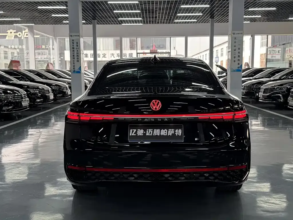 Volkswagen Passat — фото 3