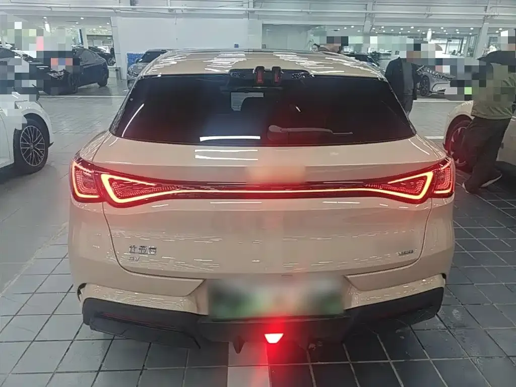 BYD Seal 06GT — фото 10