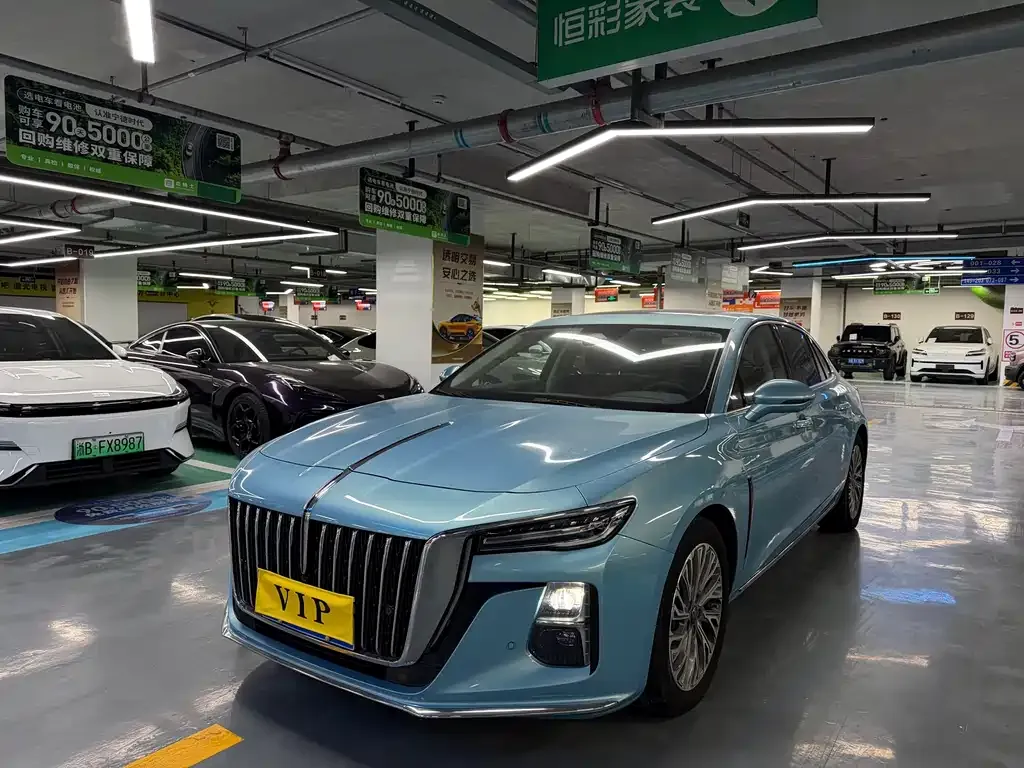 Hongqi H5 — фото 1