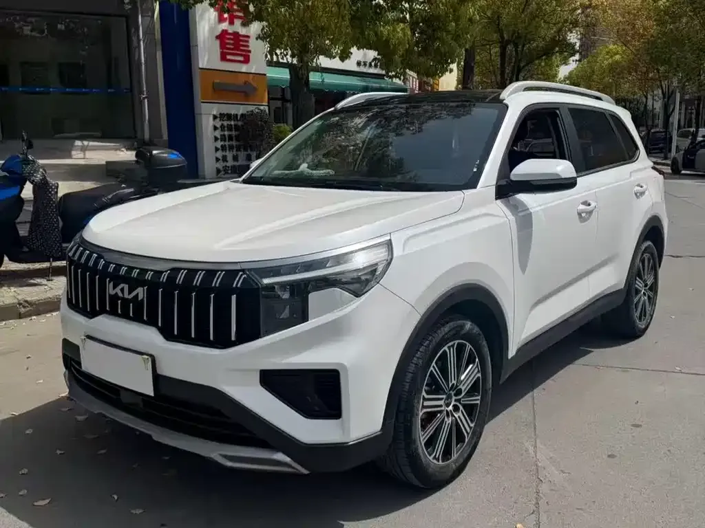 Kia Sportage — фото 1