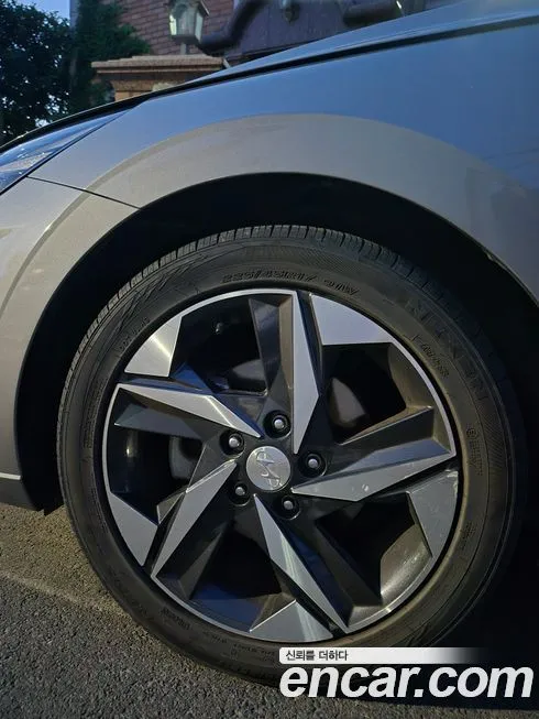 Hyundai AVANTE — фото 10