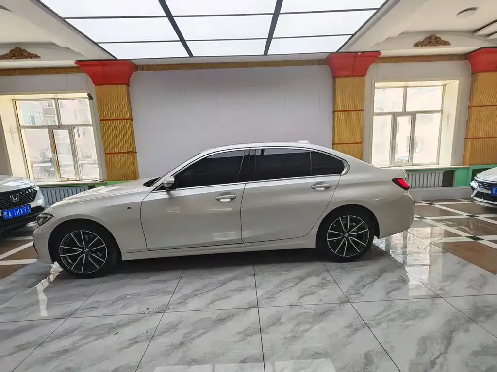 BMW 3 Series — фото 10