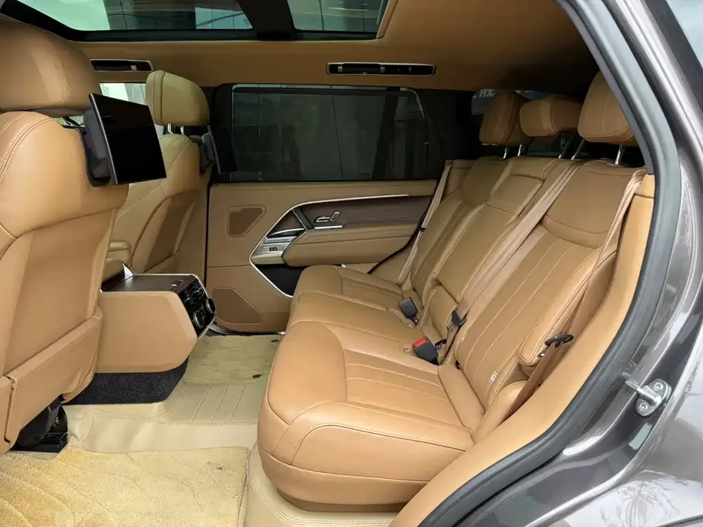 Land Rover Range Rover 2022 из CN, фото 2