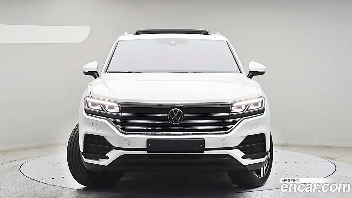 Volkswagen Touareg 2023 из KR, фото 4