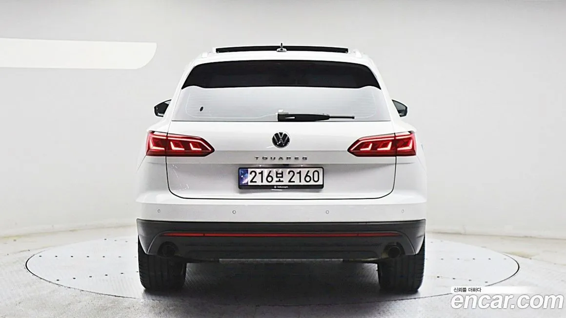 Volkswagen Touareg 2023 из KR, фото 2