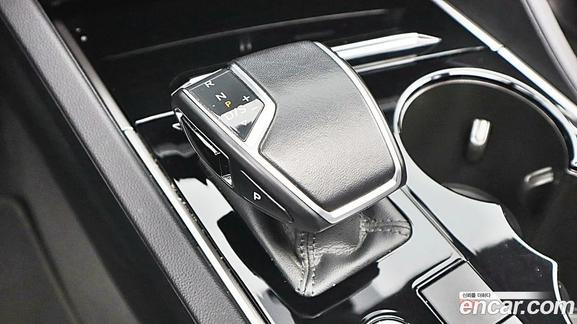 Volkswagen Touareg 2023 из KR, фото 6
