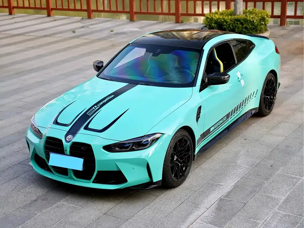 BMW M4 — фото 1