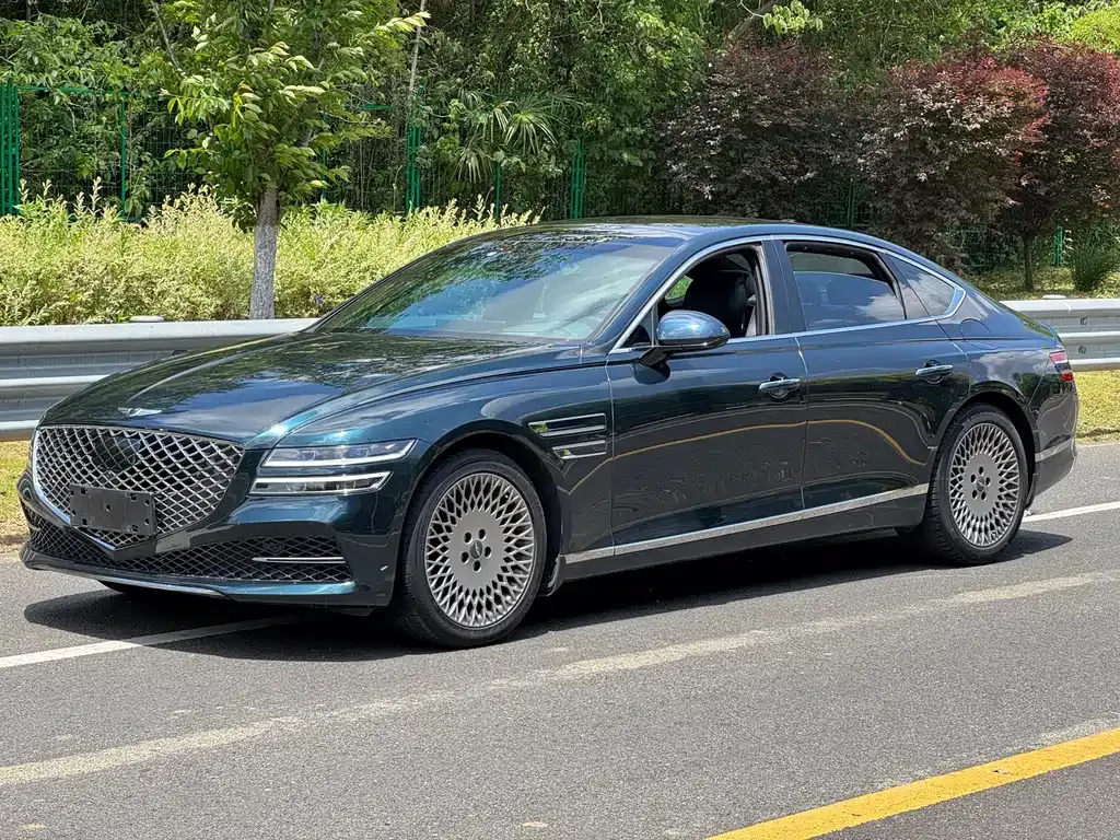 Genesis G80 — фото 1