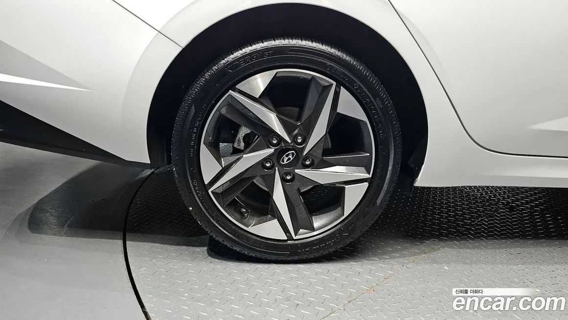 Hyundai AVANTE — фото 6