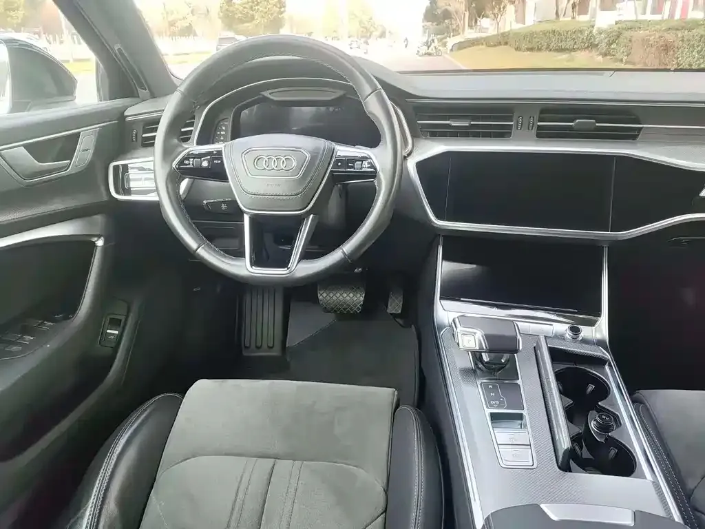 Audi A6L — фото 4