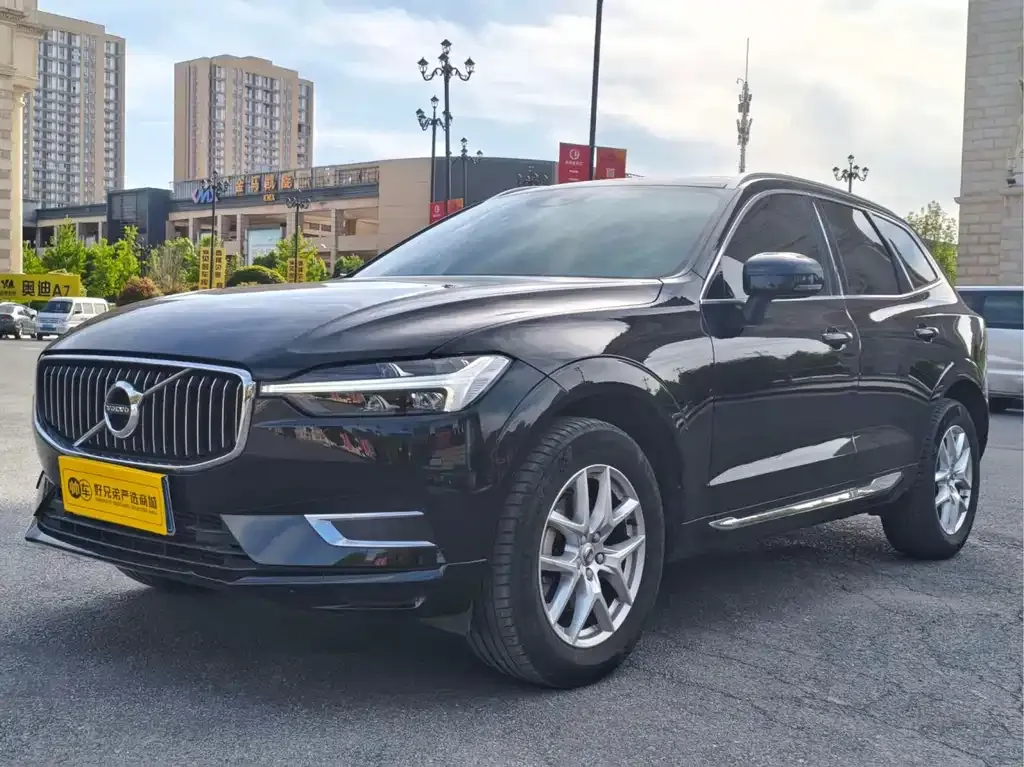 Volvo XC60 2021 из CN, фото 1