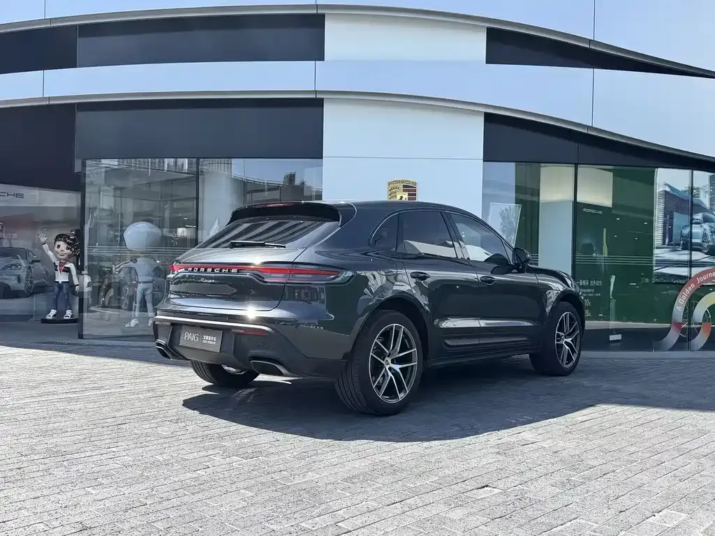 Porsche Macan — фото 8