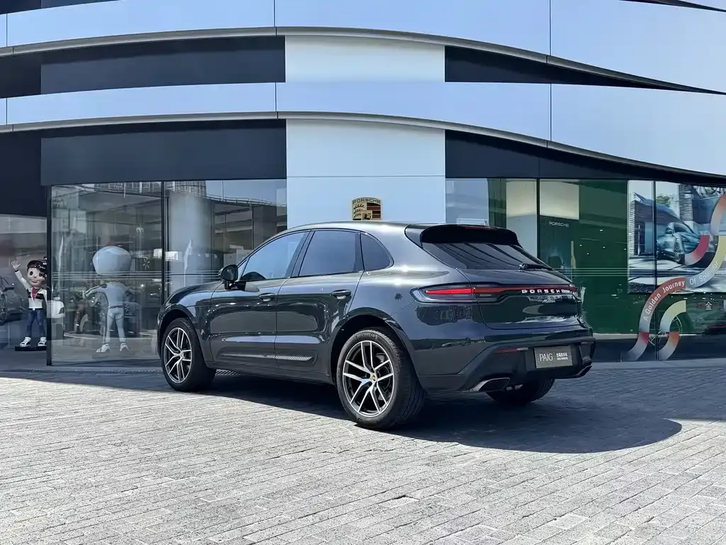 Porsche Macan — фото 9
