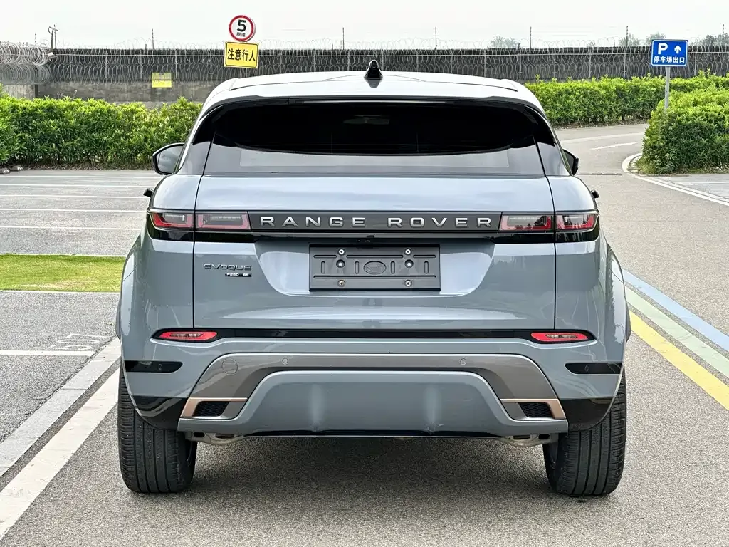 Land Rover Evoque — фото 8