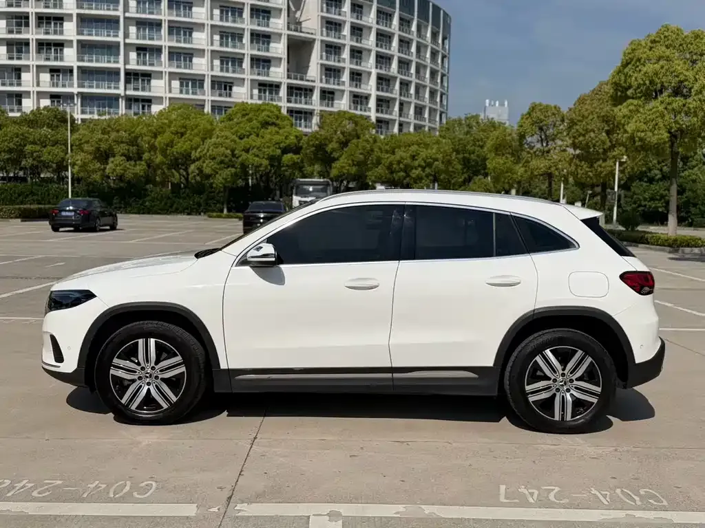 Mercedes-Benz EQA 2023 из CN, фото 9