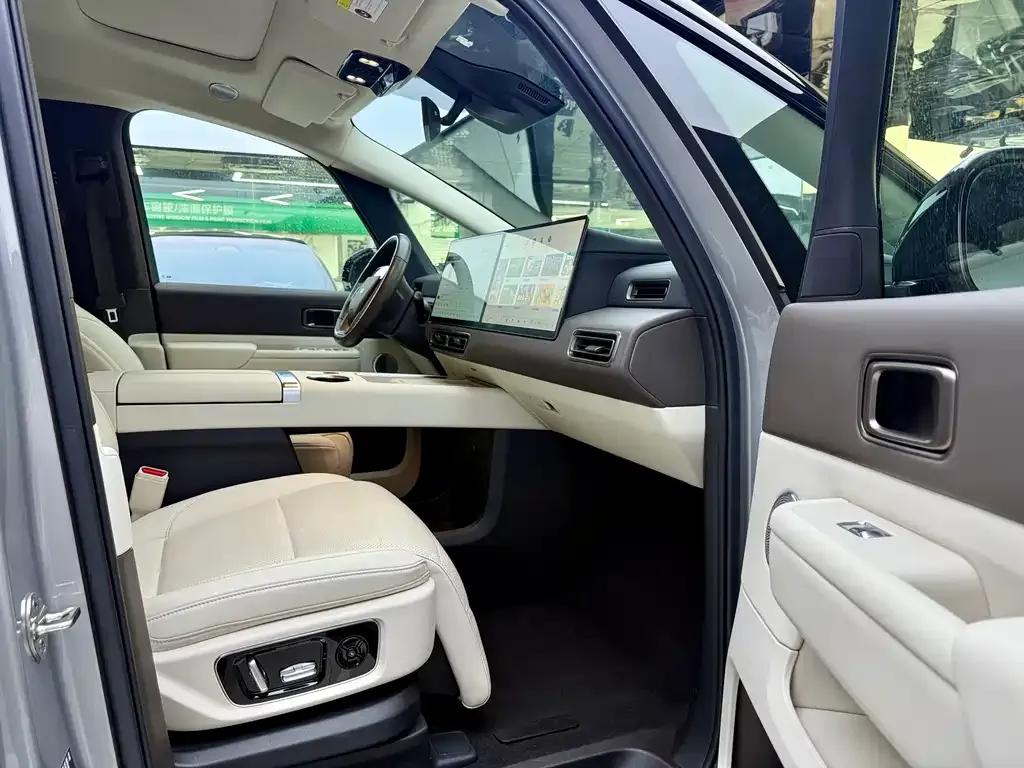 Li Auto MEGA 2024 из CN, фото 8