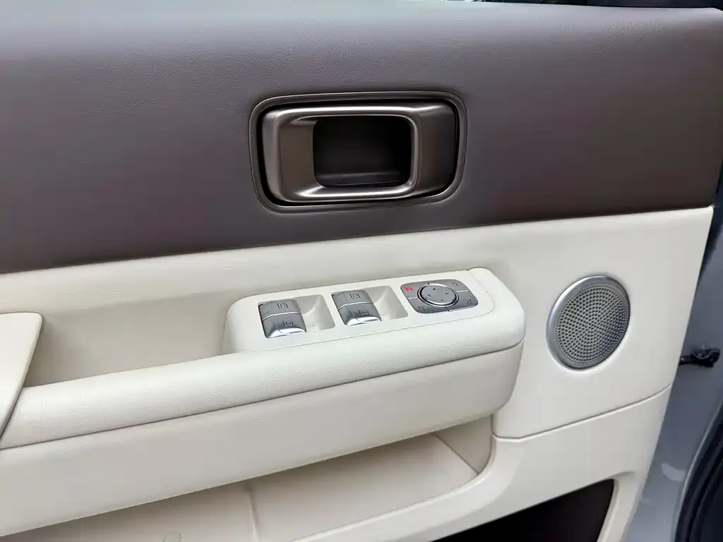 Li Auto MEGA 2024 из CN, фото 2