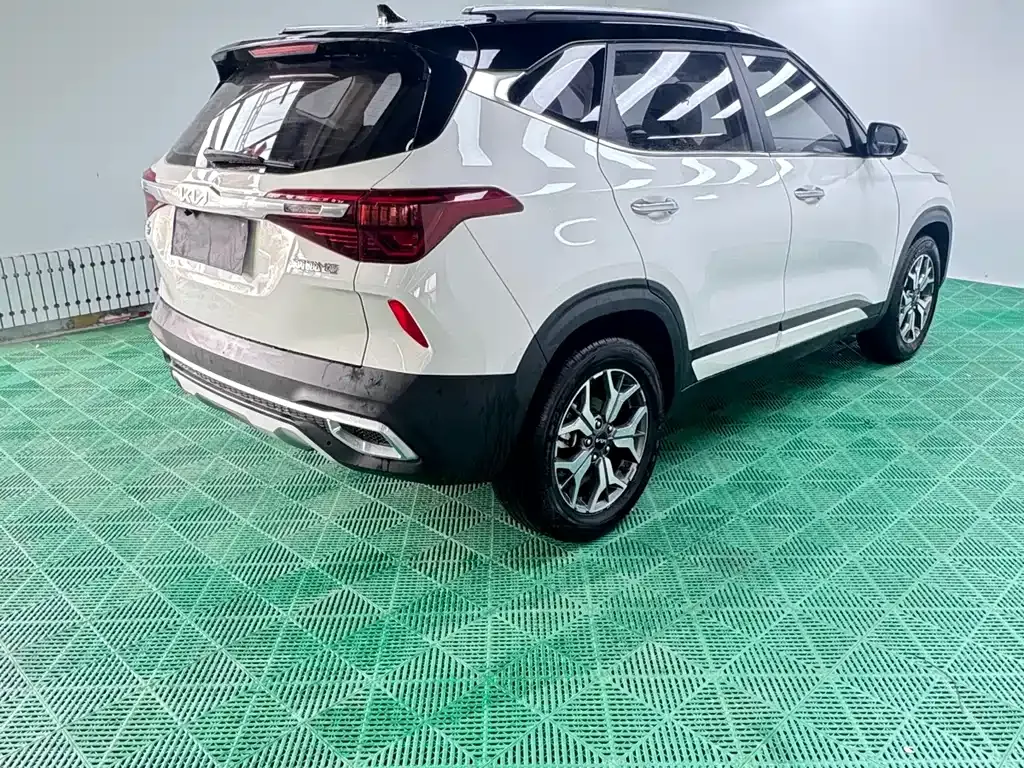 Kia KX3 2021 из CN, фото 8