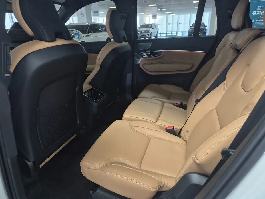 Volvo XC90 2025 из KR, фото 2