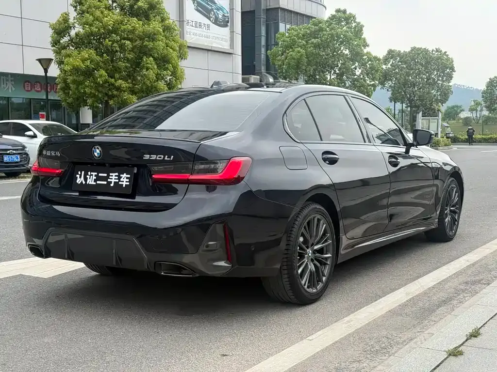 BMW 3 Series 2023 из CN, фото 5