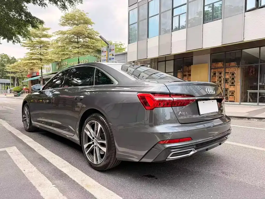 Audi A6L — фото 10