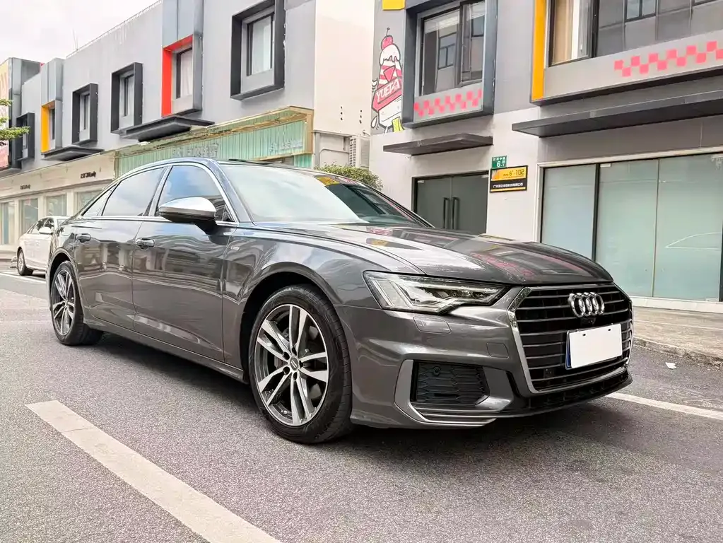 Audi A6L — фото 6