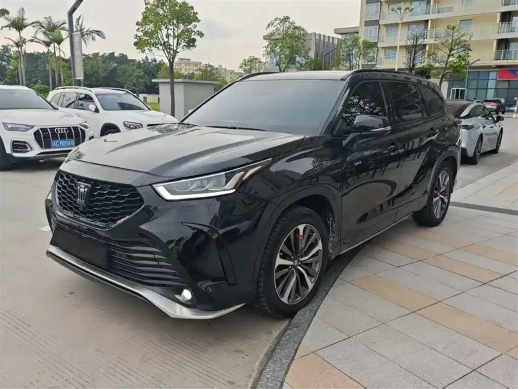 Toyota Crown Kluger