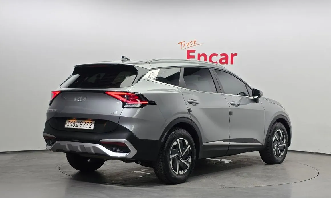Kia Sportage — фото 8