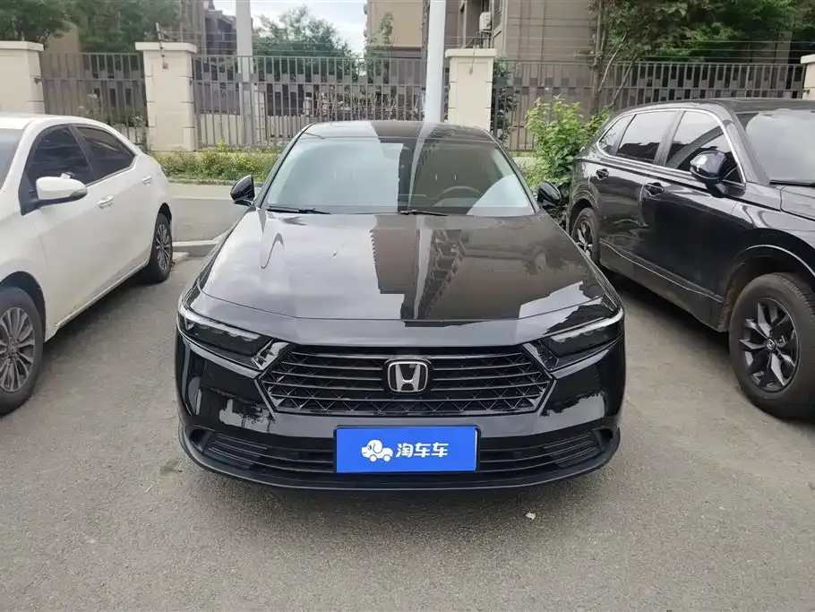 Honda Accord — фото 5