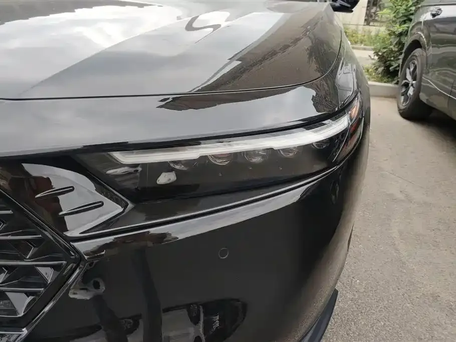 Honda Accord — фото 10