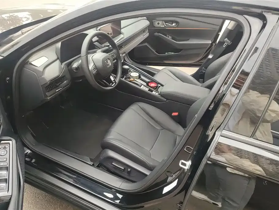 Honda Accord — фото 3