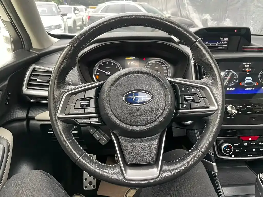 Subaru Forester — фото 9