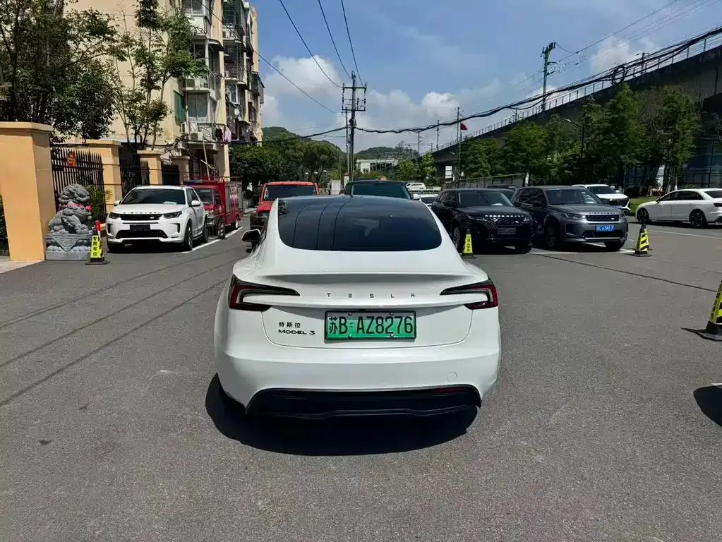 Tesla Model 3 — фото 6
