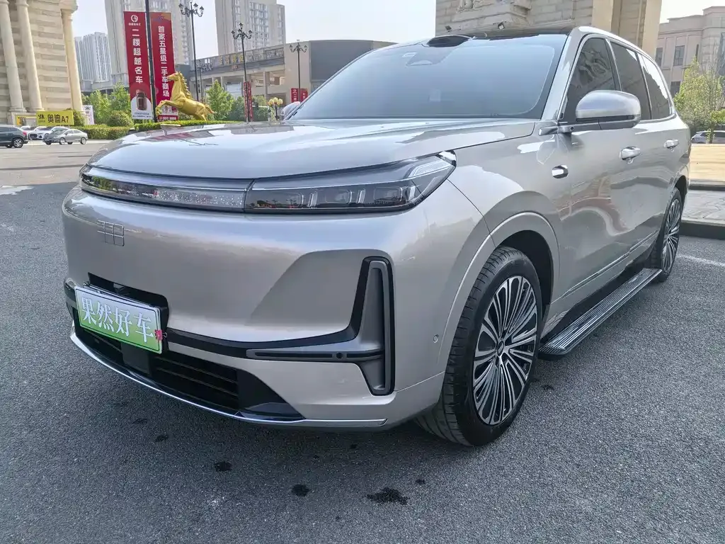 Geely Galaxy M9