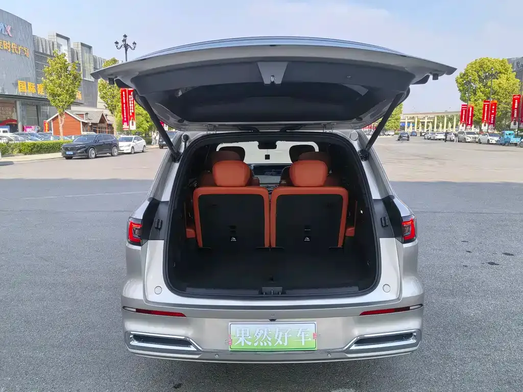 Geely Galaxy M9 2026 из CN, фото 7
