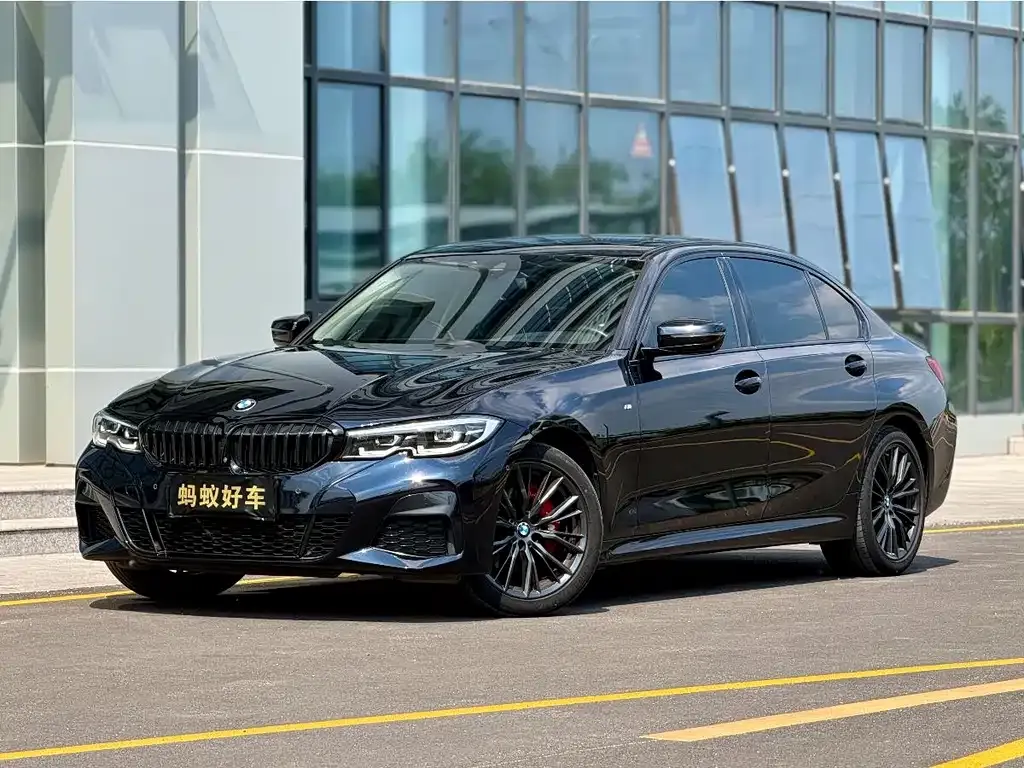 BMW 3 Series 2021 из CN, фото 1