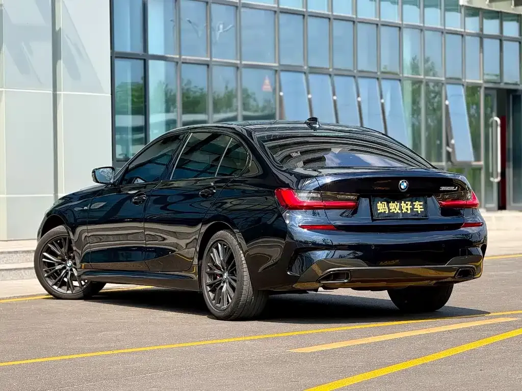 BMW 3 Series 2021 из CN, фото 9