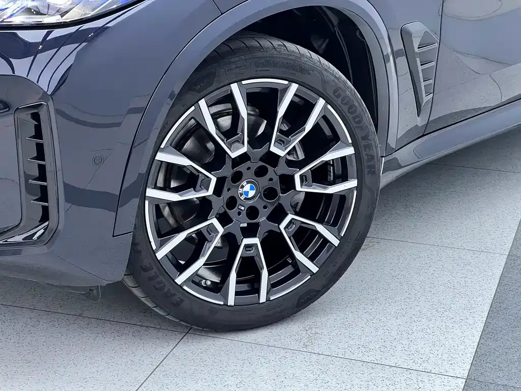 BMW X5 2024 из CN, фото 9