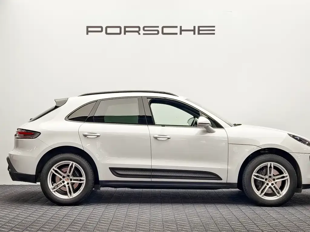 Porsche Macan — фото 6