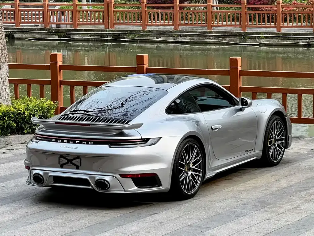 Porsche 911 — фото 10