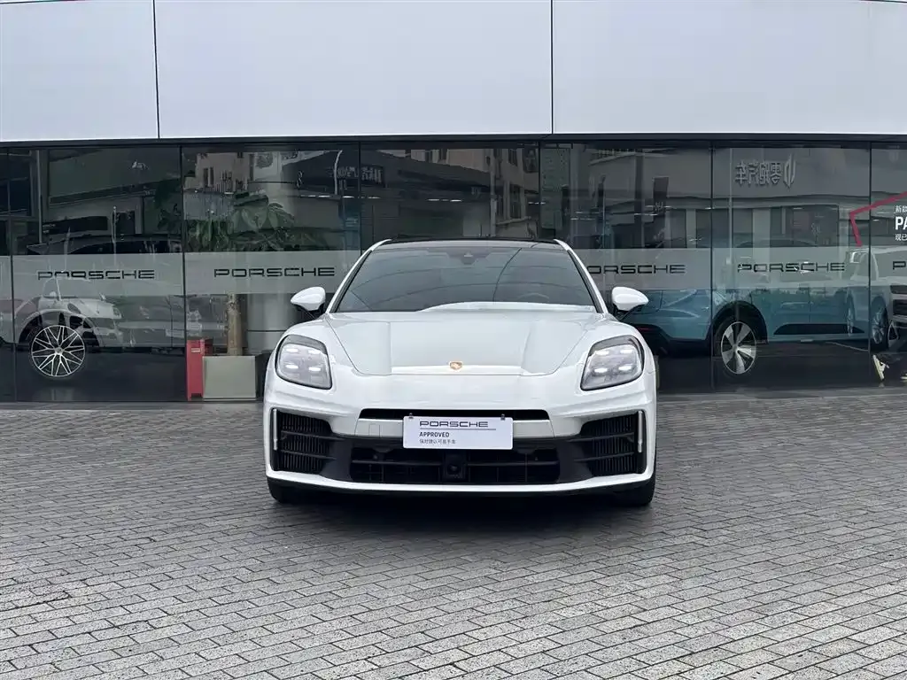Porsche Panamera — фото 10