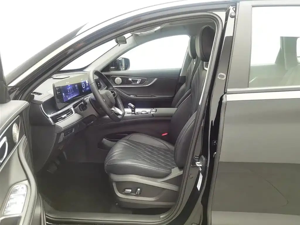 Chery Tiggo 7 PLUS — фото 9