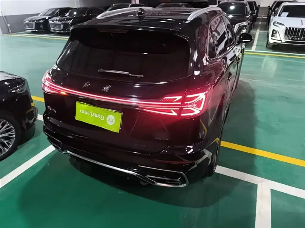 Hongqi HS5 — фото 10