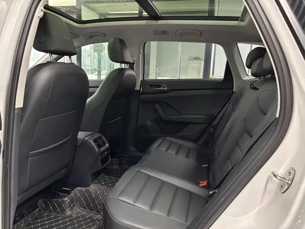 Volkswagen Tharu 2023 из CN, фото 4
