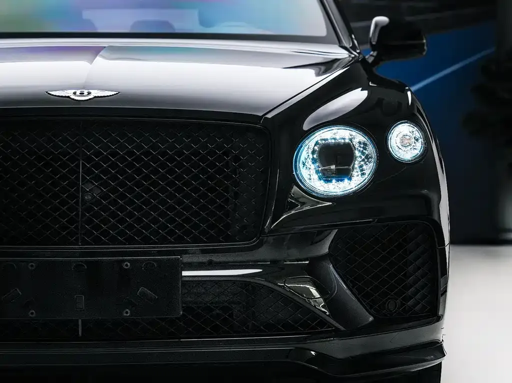Bentley Bentayga — фото 10