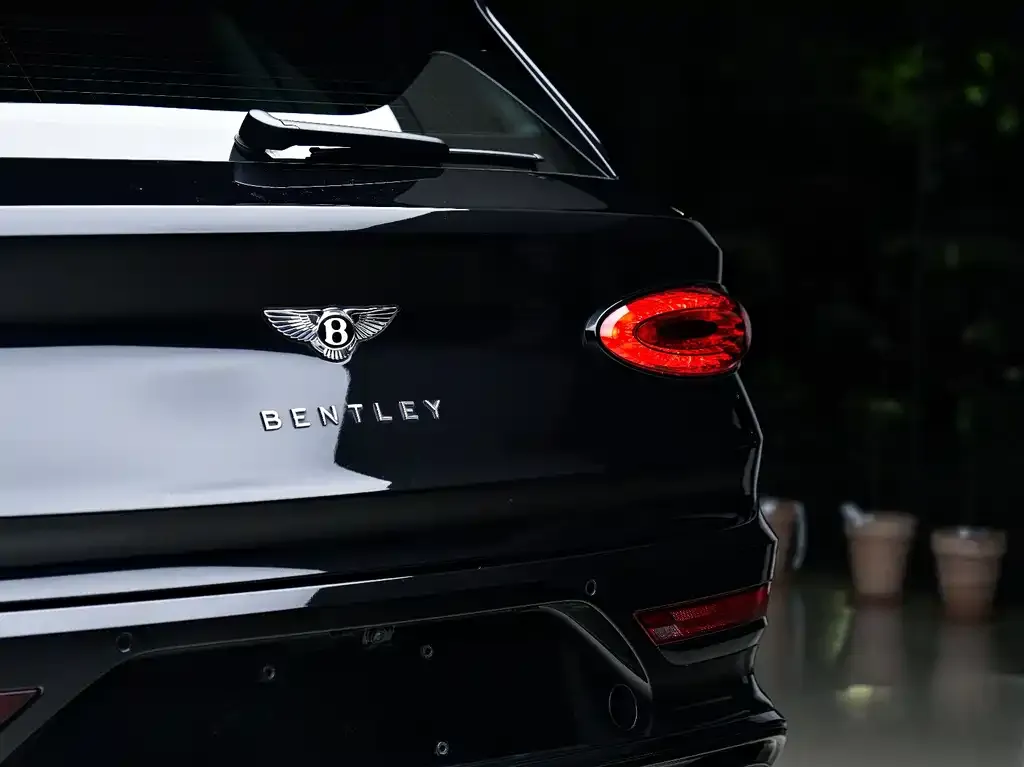 Bentley Bentayga — фото 3