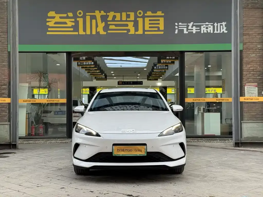 BYD Seal 05 DM-i — фото 2